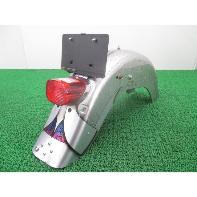 FLSTF1450 リアフェンダー ハーレー 純正 バイク 部品 ラジカルペイント テールランプ 修復素材に お安く 車検 Genuine 【中古】 84 FLSTF1450 リアフェンダー ハーレー 純正 中古 バイク 部品 ラジカル