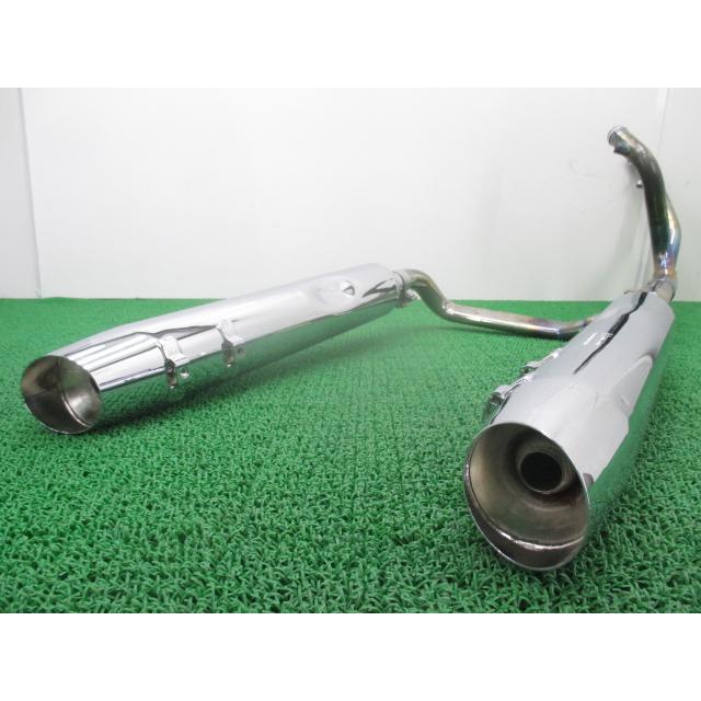FLHT1580 サイレンサーマフラー 左右 65748-09/65949-09 ハーレー 純正 65748-09 65949-09 ツーリング コケキズ無し 【中古】 67 FLHTCU1580 マフラー 65748-09/65949-09 ハーレー 純正 中古 バイク