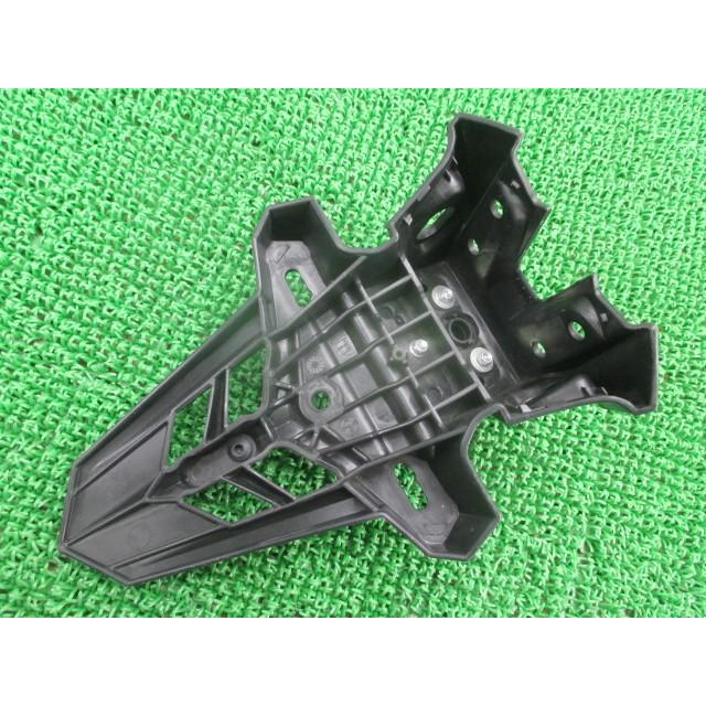 ホンダ（HONDA） CBR400R リアフェンダー MJW 純正 中古 バイク 部品