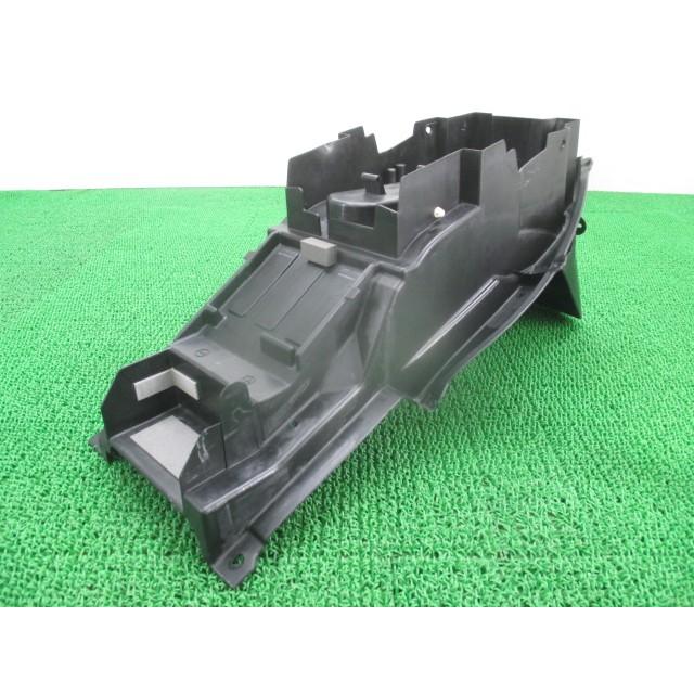 スズキ（SUZUKI） GSX1300Rハヤブサ リアフェンダー 24F 純正 中古 