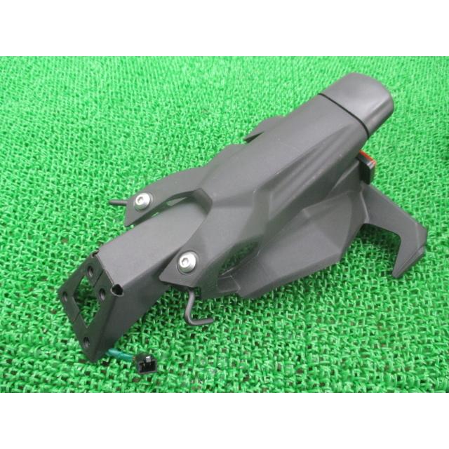 カワサキ（Kawasaki） NINJA400 リアフェンダー 35019-0639 純正 中古