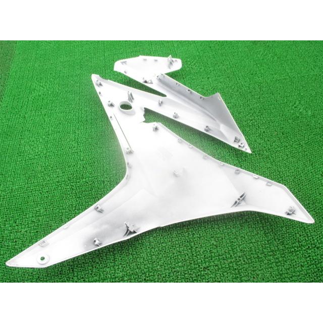ホンダ（HONDA） CBR400R サイドカウル 右 パール MJW NC47-1100