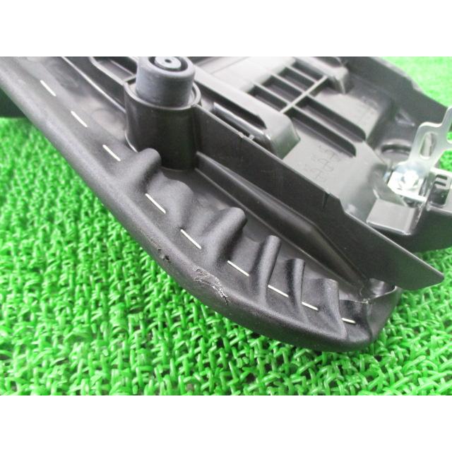 MT-09トレーサー シート 2PP RN36J-003*** ヤマハ 純正 バイク 部品 RN36J 破れ無し 品薄 希少品 車検 Genuine 【中古】 69 ヤマハ発動機 MT-09トレーサー シート 2PP RN36J-003*** ヤマハ 純正