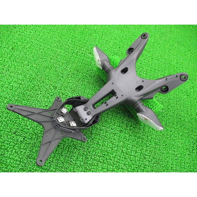M821 リアフェンダー 561.1.319.1A ドゥカティ 純正 中古 バイク 部品