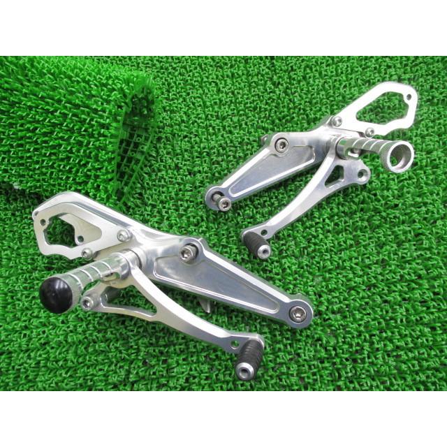 田口製作所製CB1300SF バックステップ 左右 SC54-1200*** 社外 中古 2003年式外し SC54 アルミ シフトペダル ブレーキペダル 曲がり無し 50