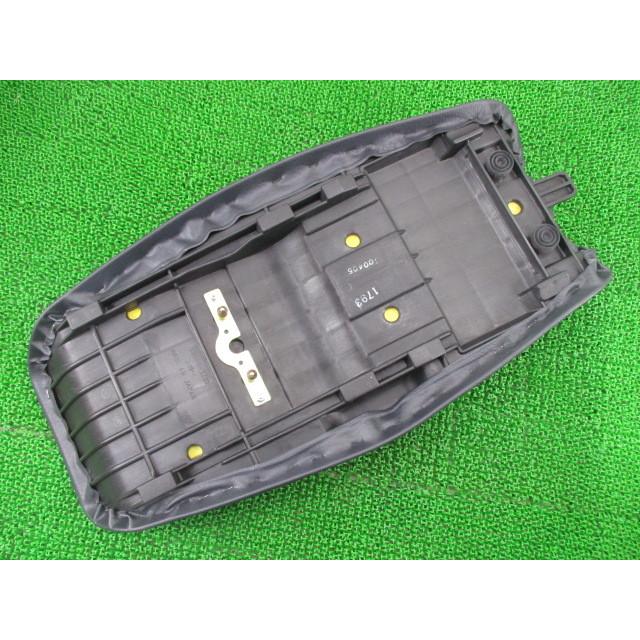 カワサキ（Kawasaki） GPZ1100 シート 53001-1793 純正 中古 バイク