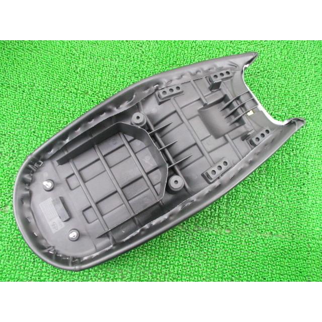 グランミラノ400 シート ZN0A301AAGV000*** 純正 バイク 部品 SWM 奇麗 良品 破れ無し 品薄 希少品 車検 Genuine 【中古】 31 グランミラノ400 シート ZN0A301AAGV000*** 純正 中古 バイク 部品 SWM