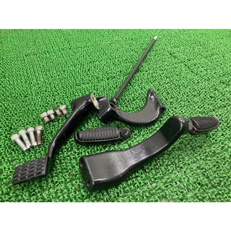 XL883 XL1200 ステップ 左右 ハーレー 純正 オプション フォワードコントロール スポーツスター 曲がり無し 品薄 希少品 【中古】 92 Harley Davidson（ハーレー・ダビッドソン） XL883 XL1200 ステップ