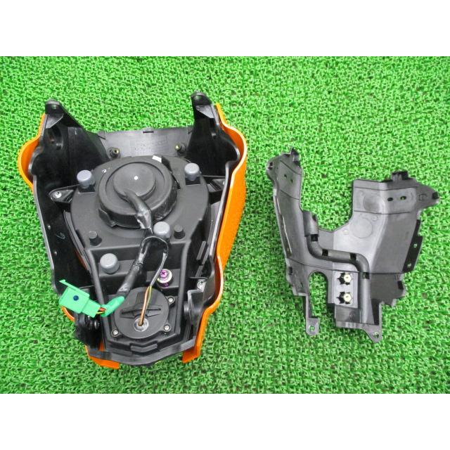 200デューク ヘッドライト 901.14.001.000 KTM 純正 中古 バイク 部品 125デューク 割れ欠け無し フロントマスク ライトカウル nBの画像