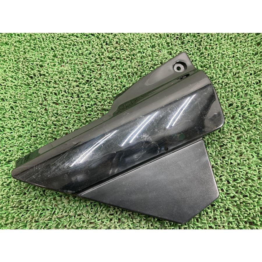 XJR400R サイドカバー 右 黒 ヤマハ 純正 中古 バイク 部品 RH02J 修復 