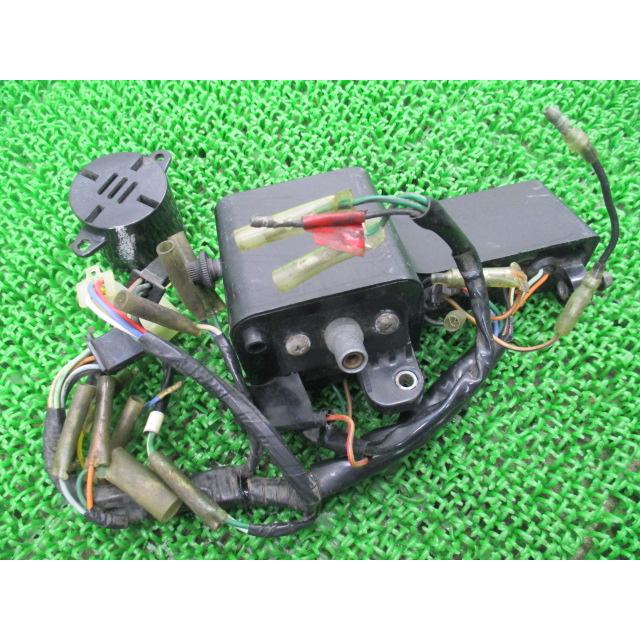 TLM200R スピードメーター ホンダ 純正 バイク 部品 MD15 インジケーター コンディション良好 割れ欠け無し 品薄 希少品 【中古】 42 ホンダ（HONDA） TLM200R スピードメーター 純正 中古 バイク 部品