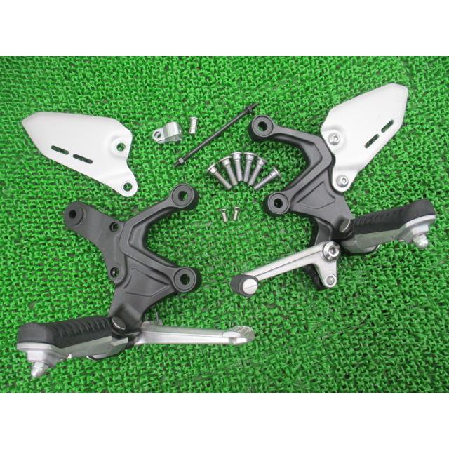 ZRX1200R ステップ 35011-1819 35011-1820 ZR1200A そのまま使える カワサキ 中古 左右 曲がり無し 純正 贈与 左右 ZRX1200R ステップ 35011-1819 35011-1820 ZR1200A そのまま使える カワサキ 中古 左右 曲がり無し 純正 贈与 左右