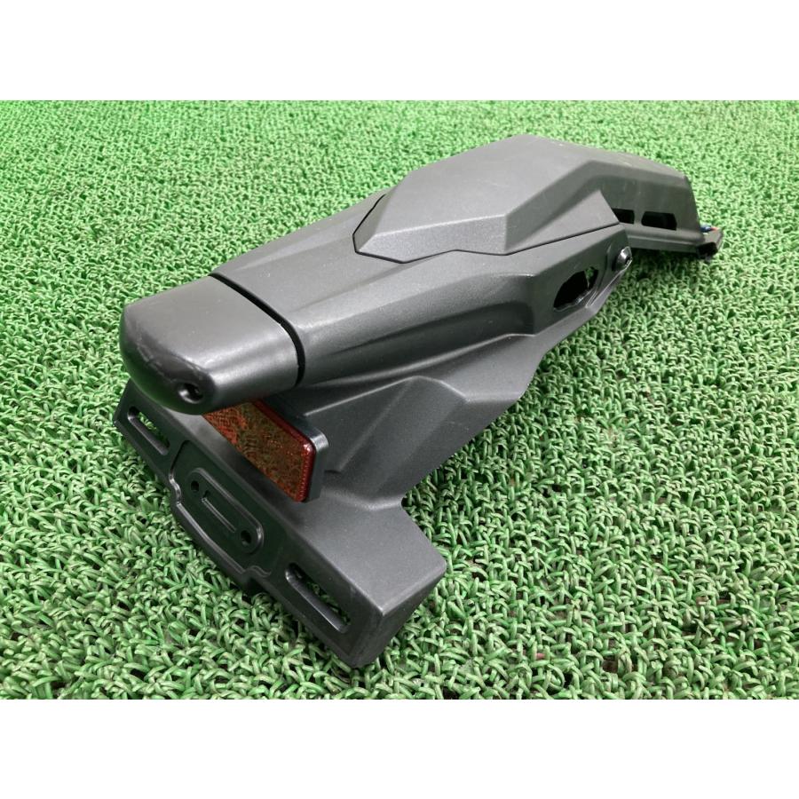 カワサキ（Kawasaki） ZX-10R リアフェンダー 35019-0616 純正 中古