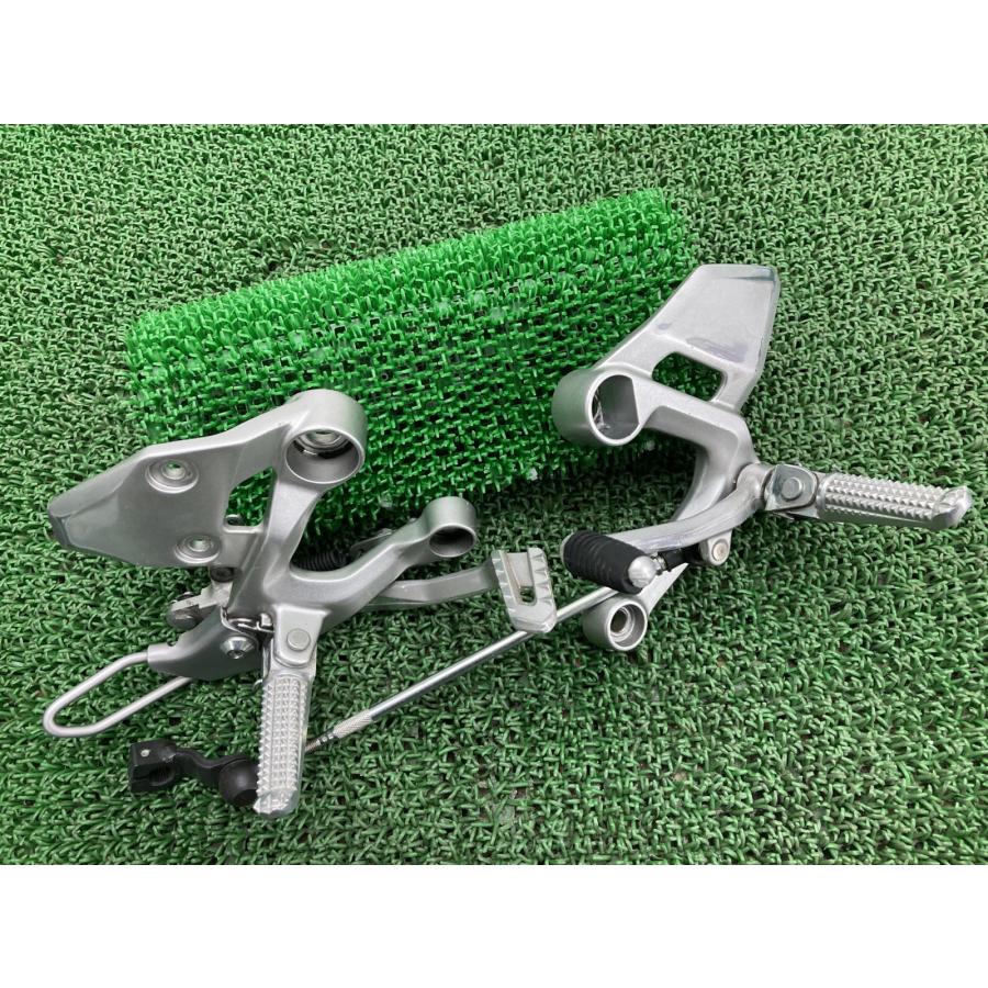 MT-09 純正ステップ左右セット