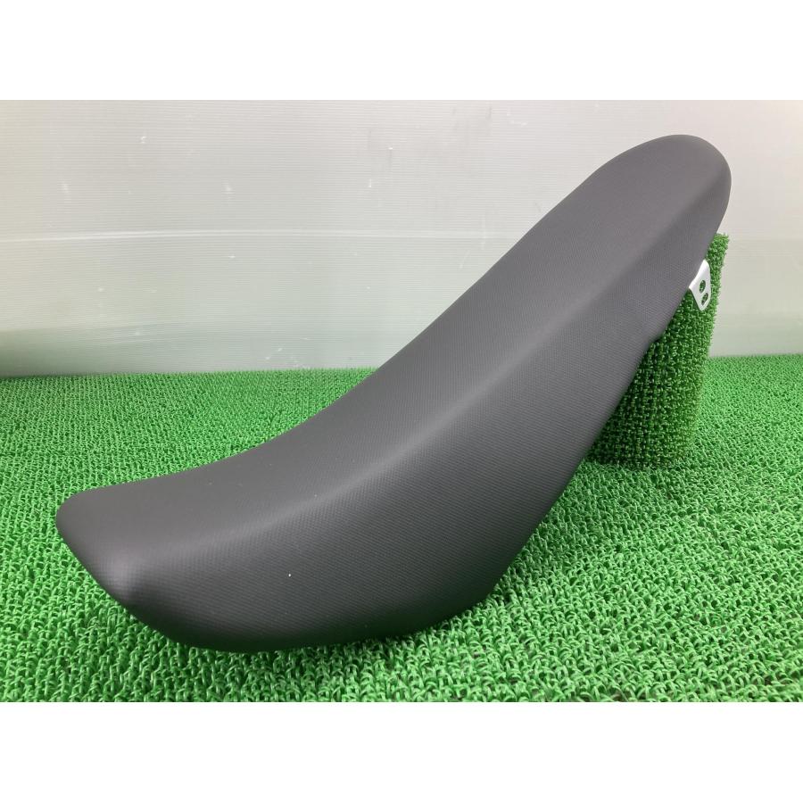 KLX125Dトラッカー シート 黒 合成皮革 【公式通販】