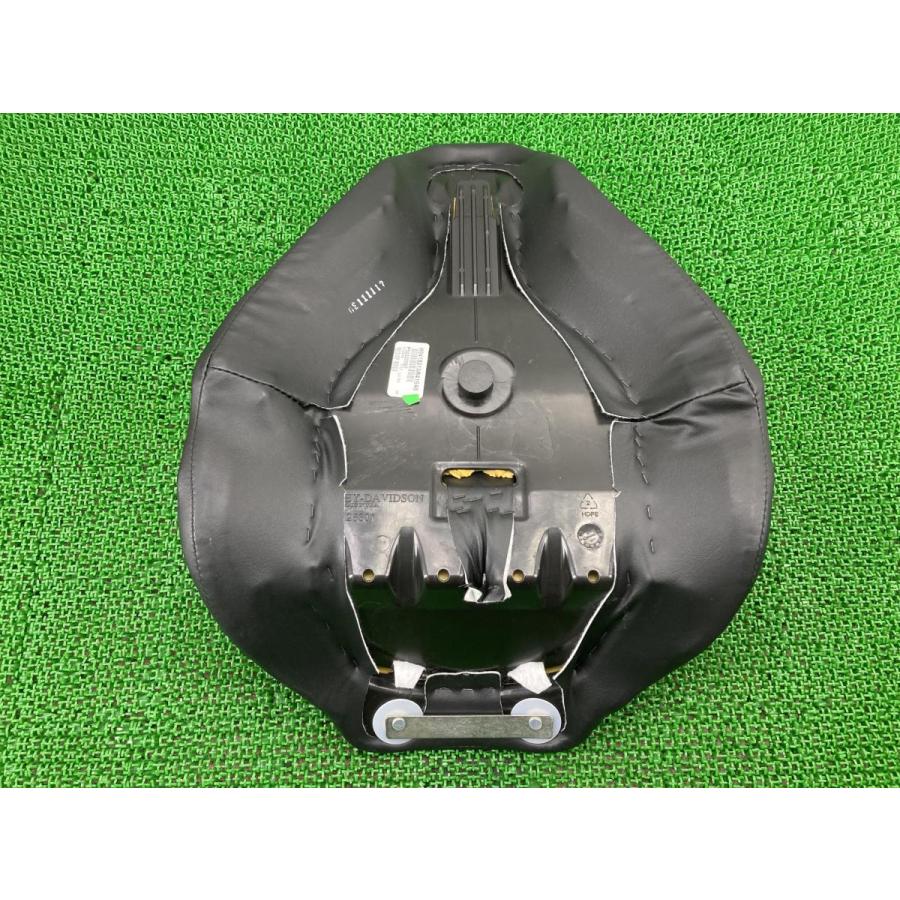 FXSB1580 フロントシート P52000097 5HD1BF5E7EB019*** ハーレー 純正 