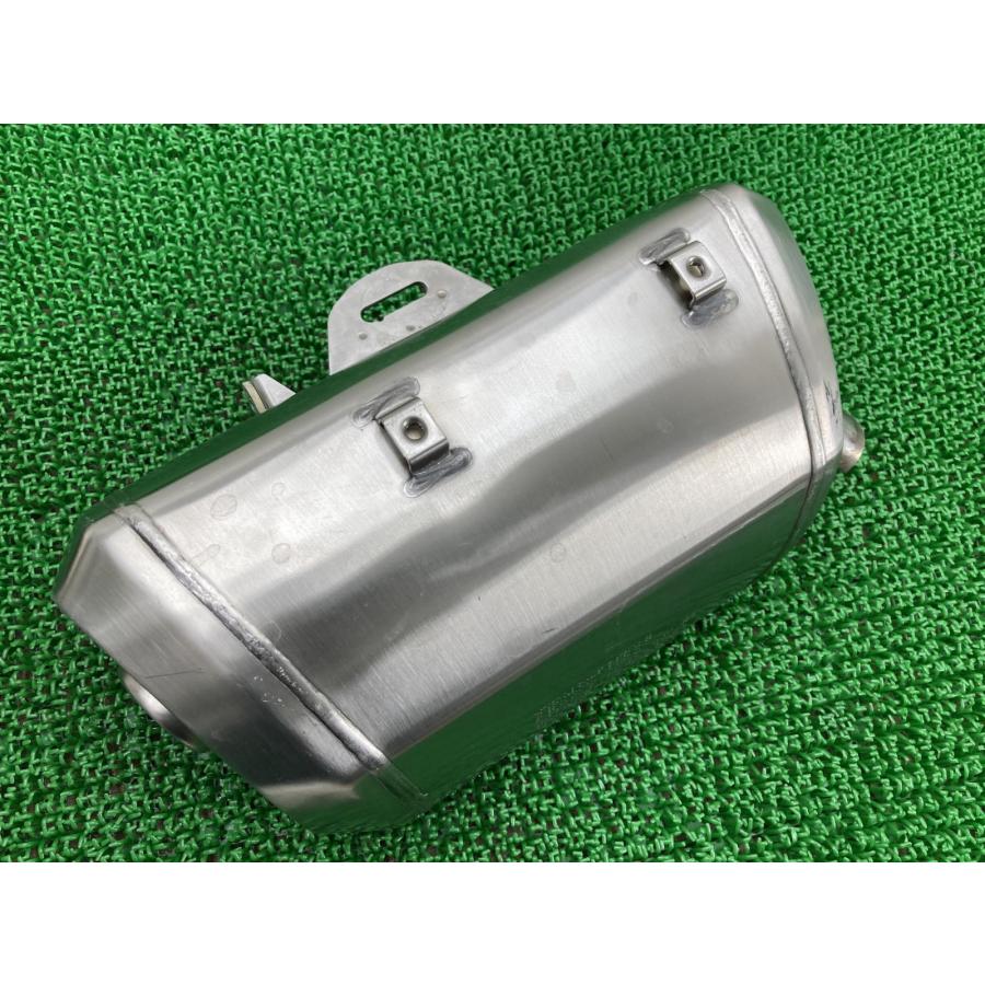 C600スポーツ サイレンサーマフラー 1812-7 729 967  純正 バイク 部品 K18 コケキズ無し 品薄 希少品 車検 Genuine 【中古】 31 BMW C600スポーツ サイレンサーマフラー 1812-7 729 967 BMW 純正 中古