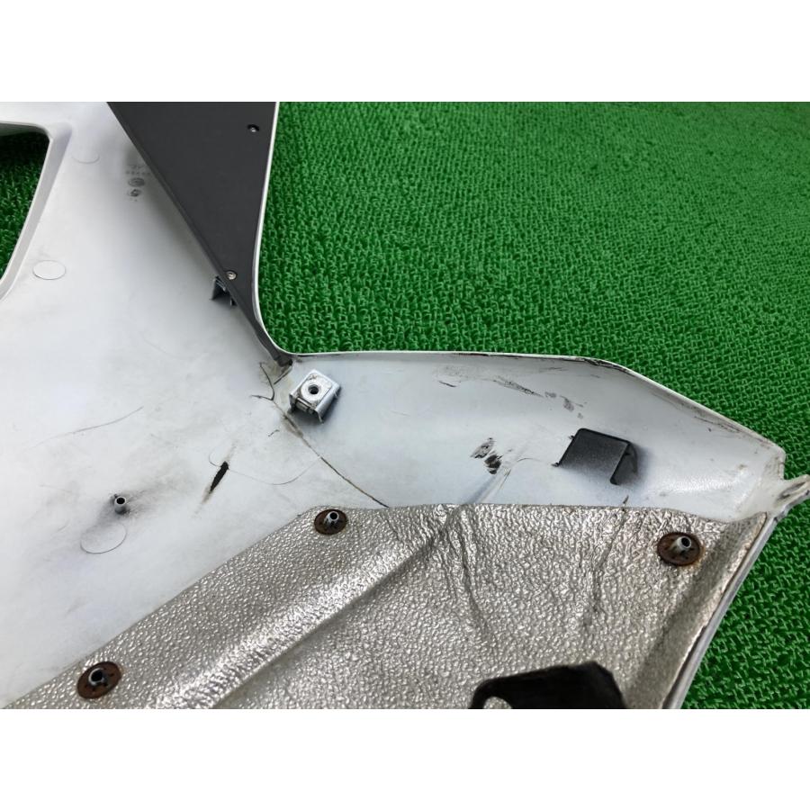F3-675 サイドカウル 左 パール B5457 ZCGF310AADV002*** MVアグスタ 純正 バイク 部品 修復素材に 品薄 希少品 【中古】 13 MV AGUSTA F3-675 サイドカウル 左 パール B5457 ZCGF310AADV002*** MV