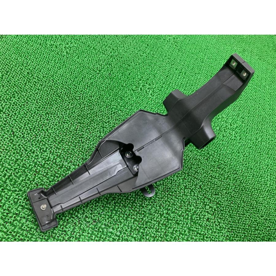 カワサキ（Kawasaki） Z1000 リアフェンダー 35019-0558 純正 中古