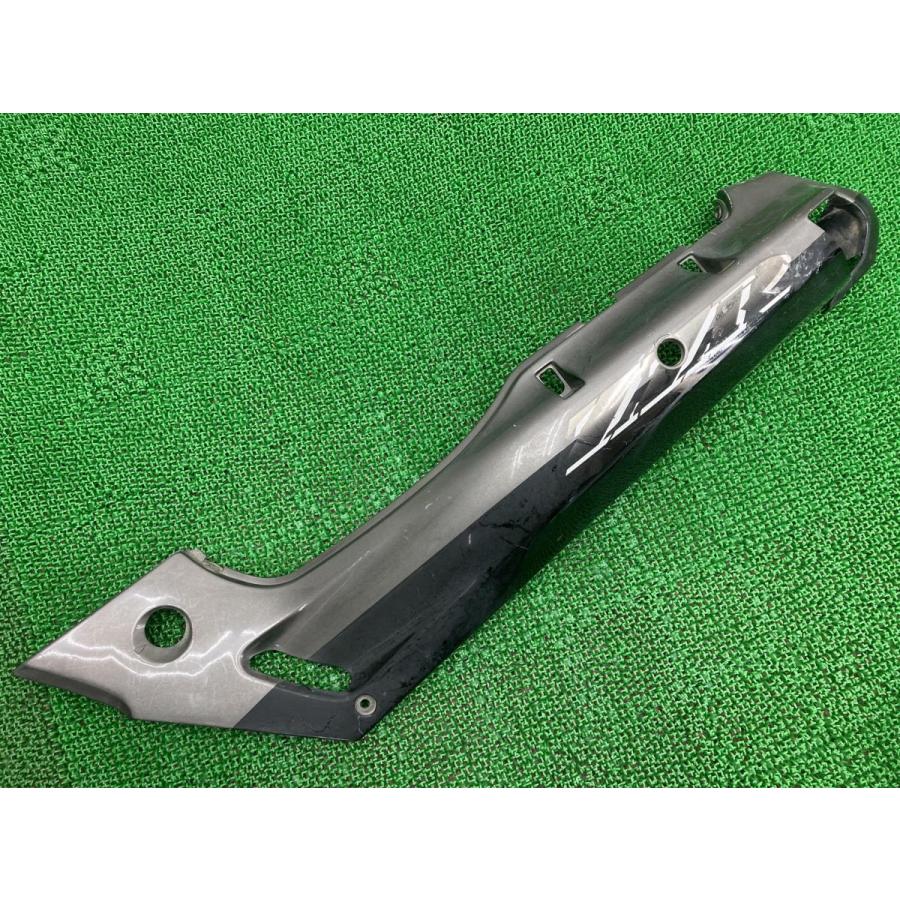 カワサキ（Kawasaki） ZZ-R400 シートカウル 左 黒/ガンM 36001-1493