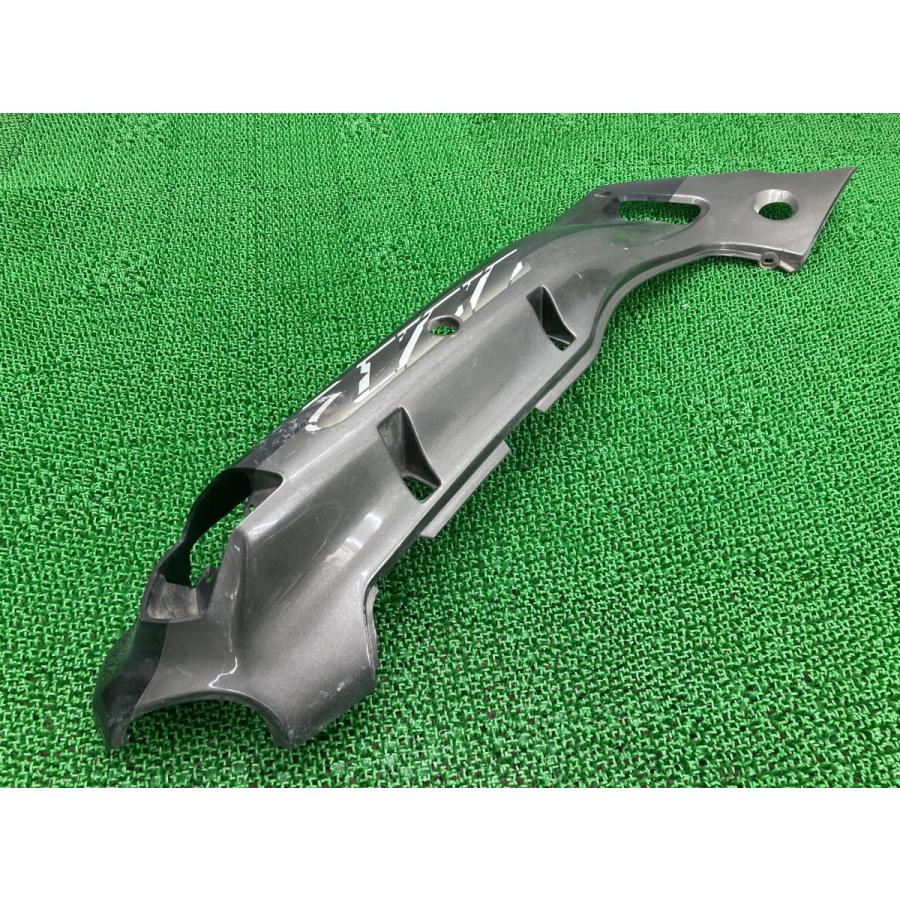 カワサキ（Kawasaki） ZZ-R400 シートカウル 左 黒/ガンM 36001-1493