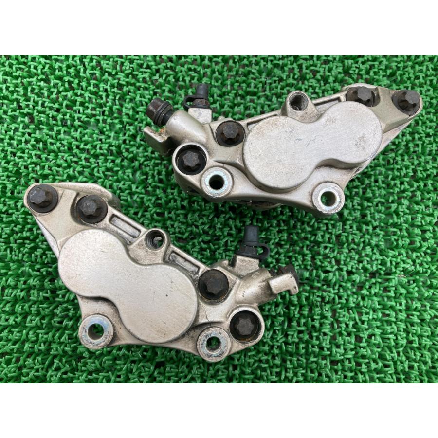 ホンダ（HONDA） NSR250R フロントブレーキキャリパー 左右 純正 中古