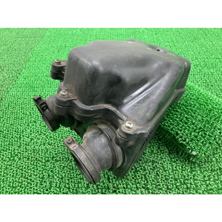 TZR250 エアクリーナーボックス 1KT ヤマハ 純正 バイク 部品 割れ欠け無し 品薄 希少品 車検 Genuine 【中古】 43 YAMAHA（ヤマハ） TZR250 エアクリーナーボックス 1KT 純正 中古