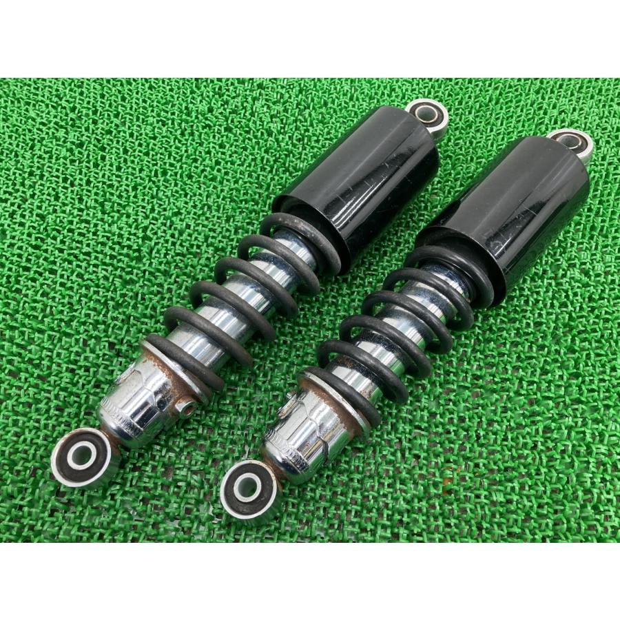 カワサキ（Kawasaki） W650 リアサスペンション 左右 純正 中古 バイク