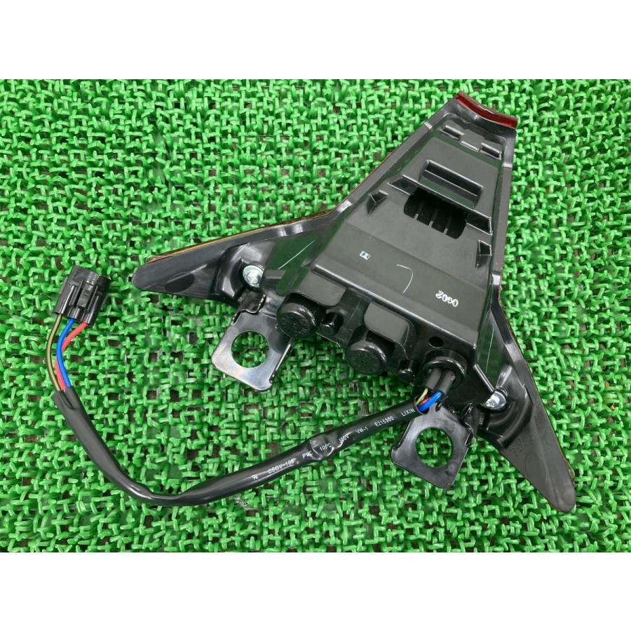カワサキ Z250 テールランプ 40507 純正 中古 バイク 部品 カワサキ Z250 テールランプ 40507 純正 中古 バイク 部品