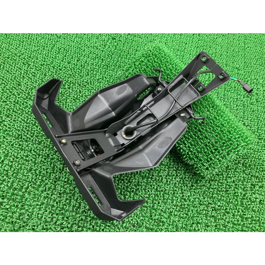 カワサキ（Kawasaki） NINJA250 リアフェンダー 35019-0604 純正 中古