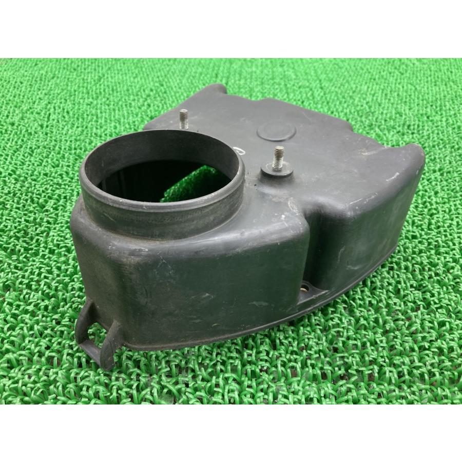 TZR250 エアクリーナーカバー ヤマハ 純正 バイク 部品 3MA 割れ欠け無し 品薄 希少品 車検 Genuine 【中古】 95 YAMAHA（ヤマハ） TZR250 エアクリーナーカバー 純正 中古 バイク 部品
