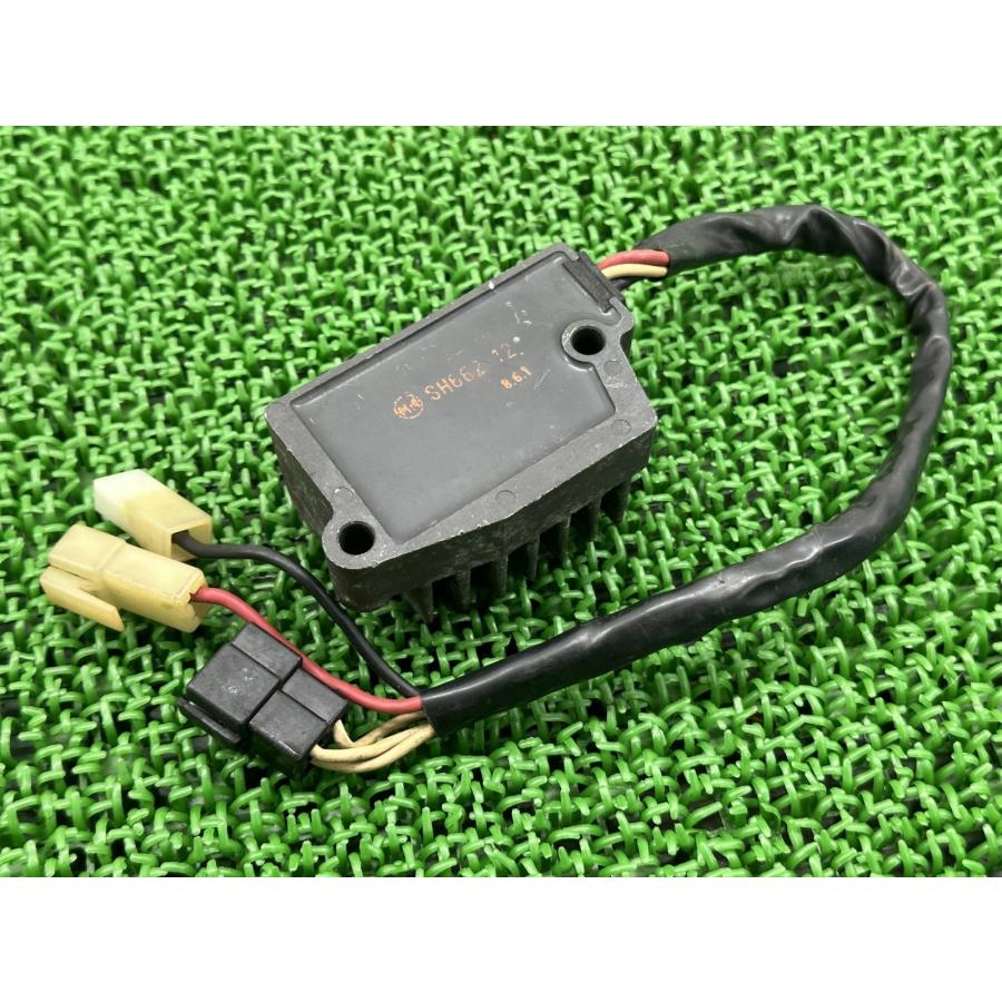 V-MAX レギュレター ヤマハ 純正 中古 レギュレーター レクチファイア Vmax 品薄 Lf YAMAHA（ヤマハ） V-MAX レギュレター 純正 中古 バイク 部品 VMAX