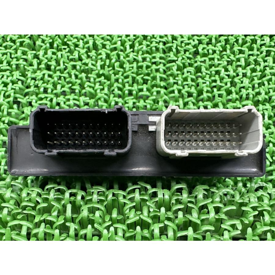 ホンダ（HONDA） CB650R ECU 純正 中古 バイク 部品 RH03 ECM PGM-FI