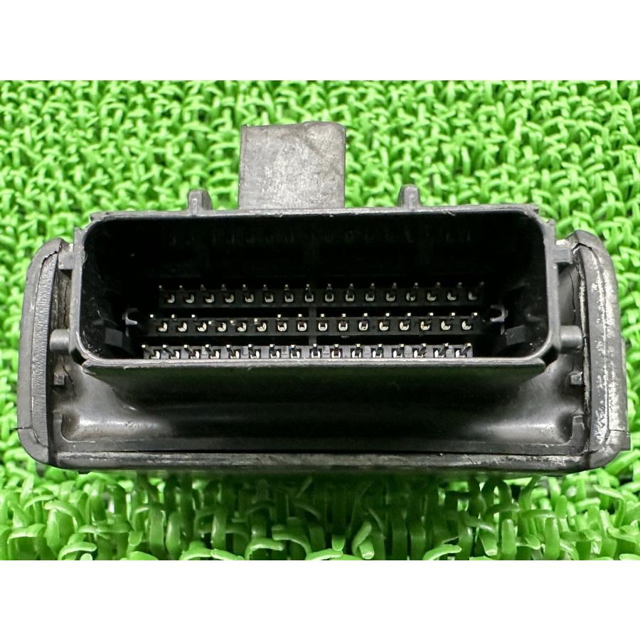 YZF-R25 ECU ヤマハ 純正 中古 バイク 部品 RG10J ECM CDI コントロールユニット ケース付 車検 Genuine Nuの画像