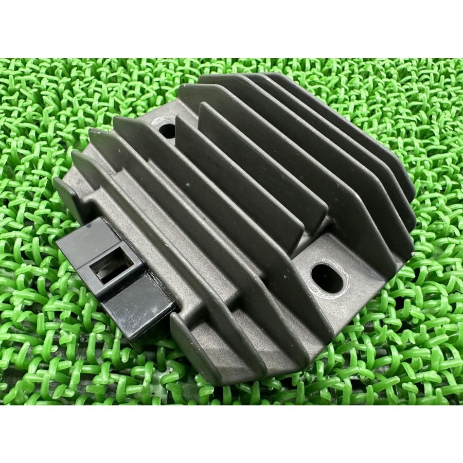 YAMAHA（ヤマハ） ドラッグスター400 レギュレター 純正 中古 バイク