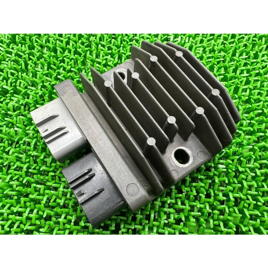 MT-09 レギュレター ヤマハ 純正 バイク 部品 RN34J モスフェット MOSFET レギュレーター レクチファイアー 車検 Genuine 【中古】 79 YAMAHA（ヤマハ） MT-09 レギュレター 純正 中古 バイク 部品 RN34J 5