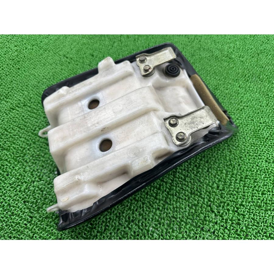 YAMAHA（ヤマハ） FZ400R フロントシート 46X 純正 中古 バイク 部品