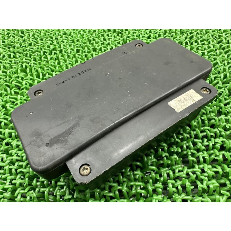 カワサキ（Kawasaki） W650 ヒューズボックス 純正 中古 バイク 部品