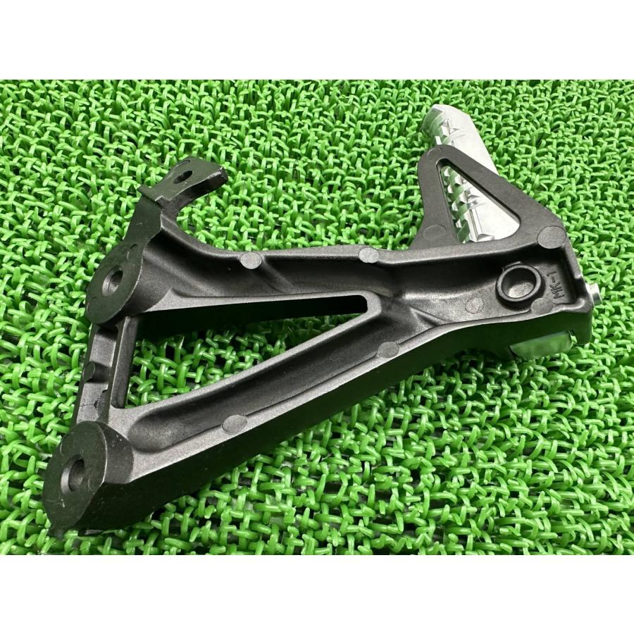 YAMAHA（ヤマハ） MT-09 タンデムステップ 右 1RC 純正 中古 バイク