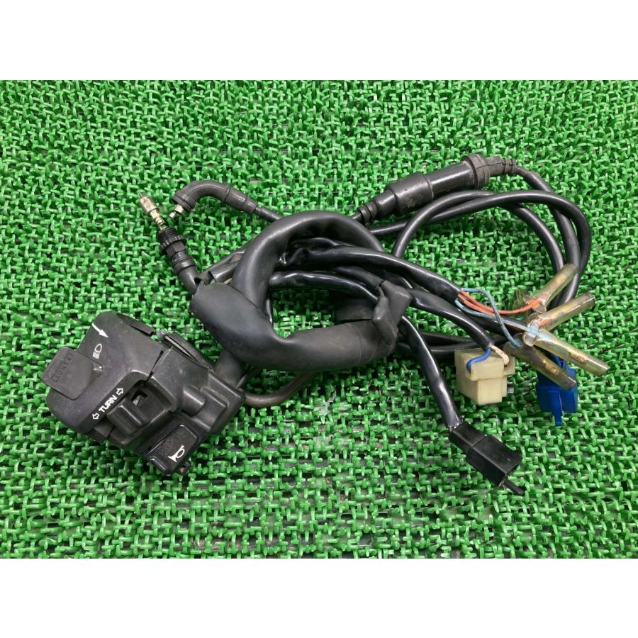ホンダ（HONDA） VT250スパーダ ハンドルスイッチ 左 HM-32QB-T 純正
