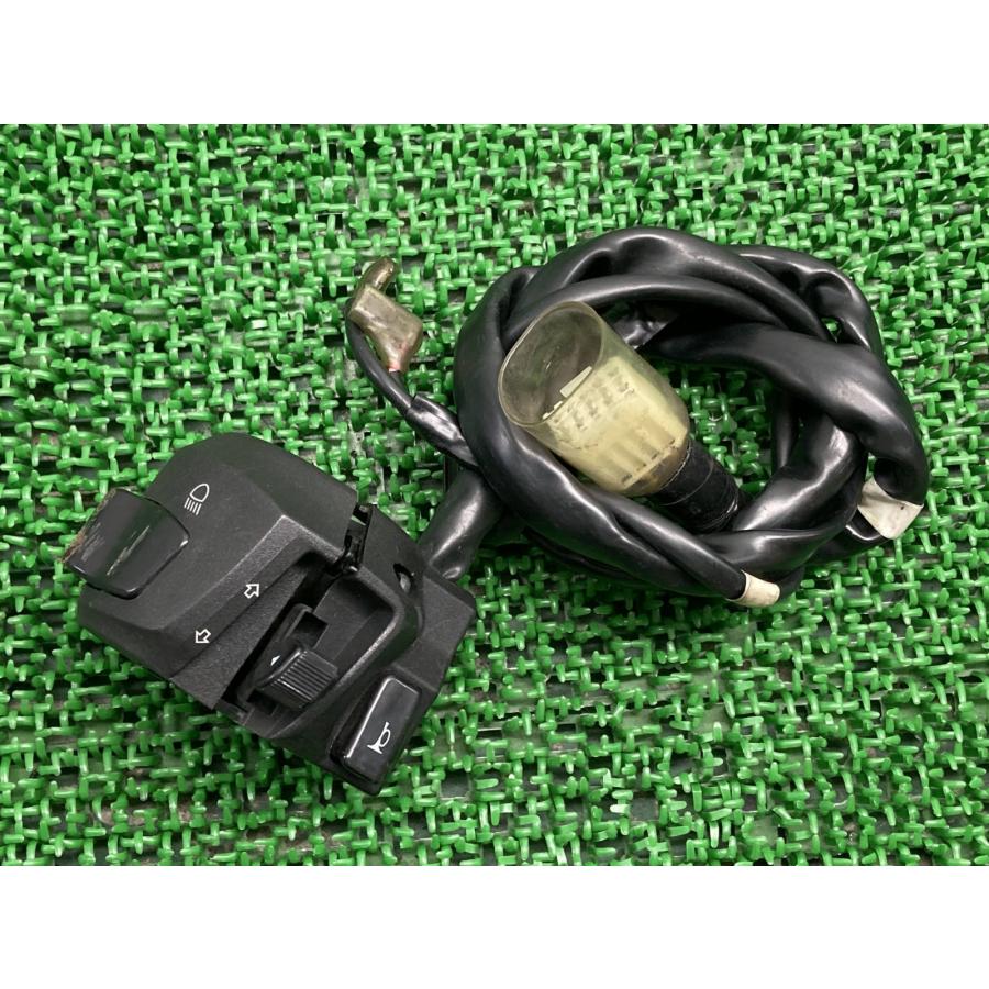 YAMAHA（ヤマハ） YZF-R25 ハンドルスイッチ 左 純正 中古 バイク 部品