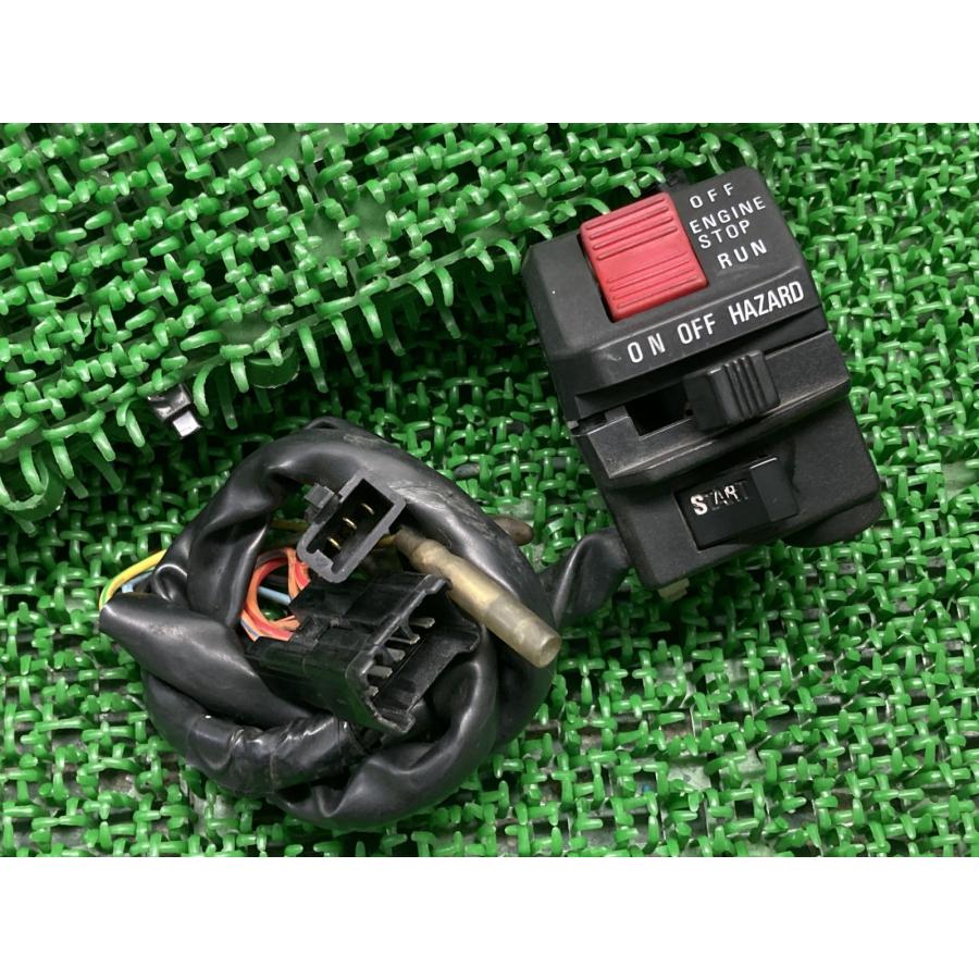 スズキ（SUZUKI） ボルティー ハンドルスイッチ 右 純正 中古 バイク