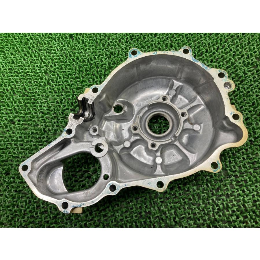 ホンダ エンジンカバー 右11311-MAZ-000 CB1300 SC54 ホンダ（HONDA） CB1300SF エンジンカバー MAZ 純正 中古 SC54