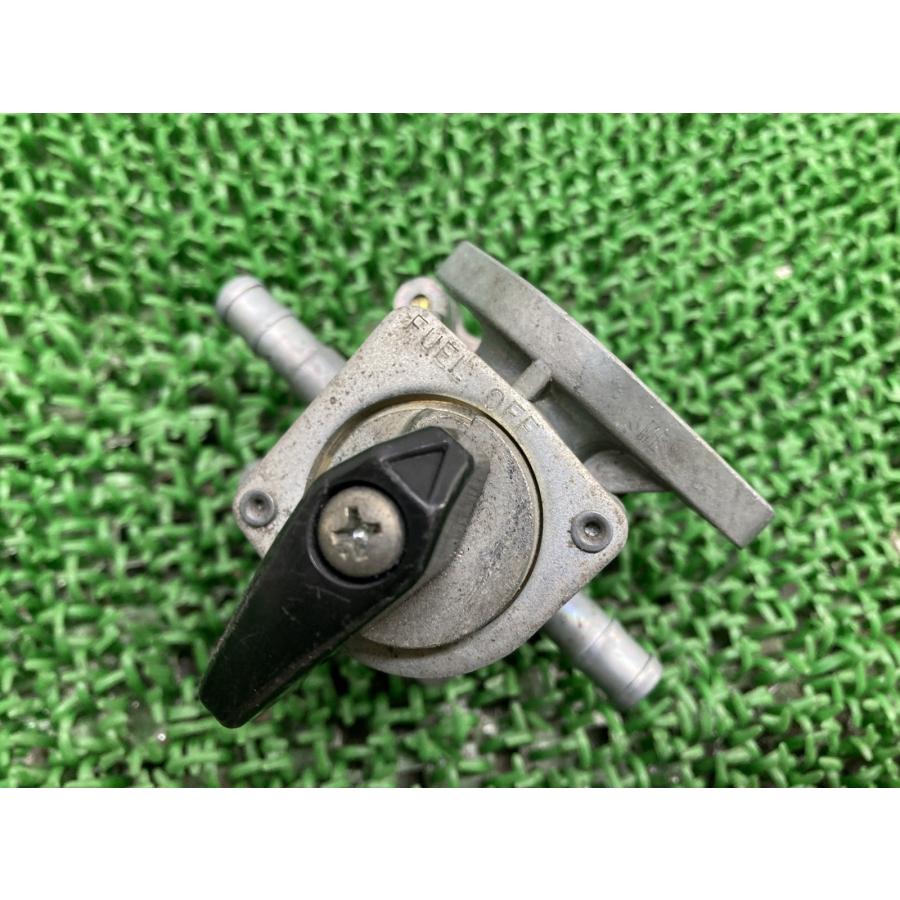ホンダ（HONDA） CBR1100XX フューエルコック 純正 中古 SC35 スーパー