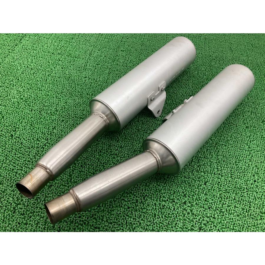 DUCATI（ドゥカティ） SS900 サイレンサーマフラー 左右 573.1.047.2A