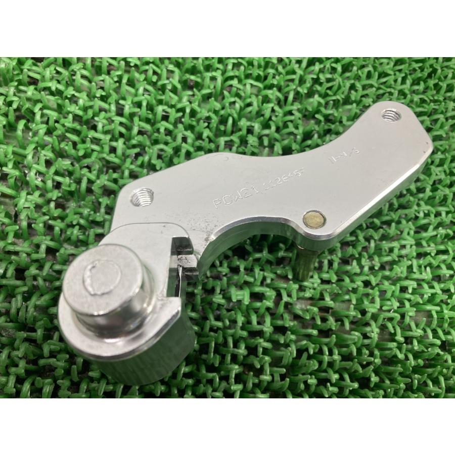 XR250モタード フロントブレーキキャリパーサポート POW21 112648F