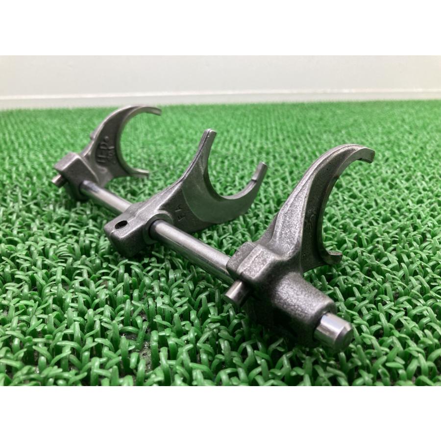 ソフテイル ギアシフトフォーク ハーレー 純正 中古 バイク 部品 エボ EVO FLST FXST シフトフォークロッド 車検 Genuine Vq Harley Davidson（ハーレー・ダビッドソン） ソフテイル ギアシフト