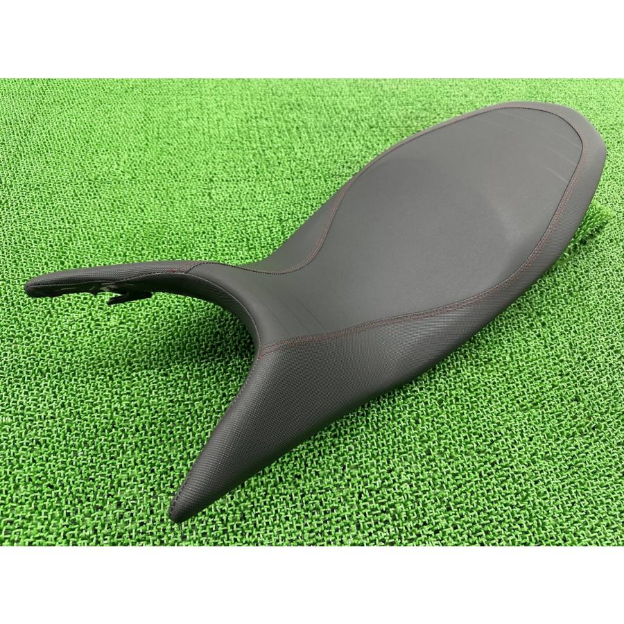 DUCATI（ドゥカティ） ハイパーモタード821 シート 596 1 074 1C 純正