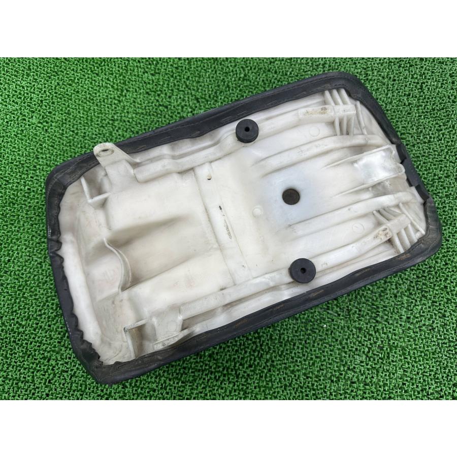 ★ヤマハ GR50 タンク シート 純正品 中古 当時物★ YAMAHA（ヤマハ） RZ50 シート 純正 中古 バイク 部品 1HK 5R2 初期型