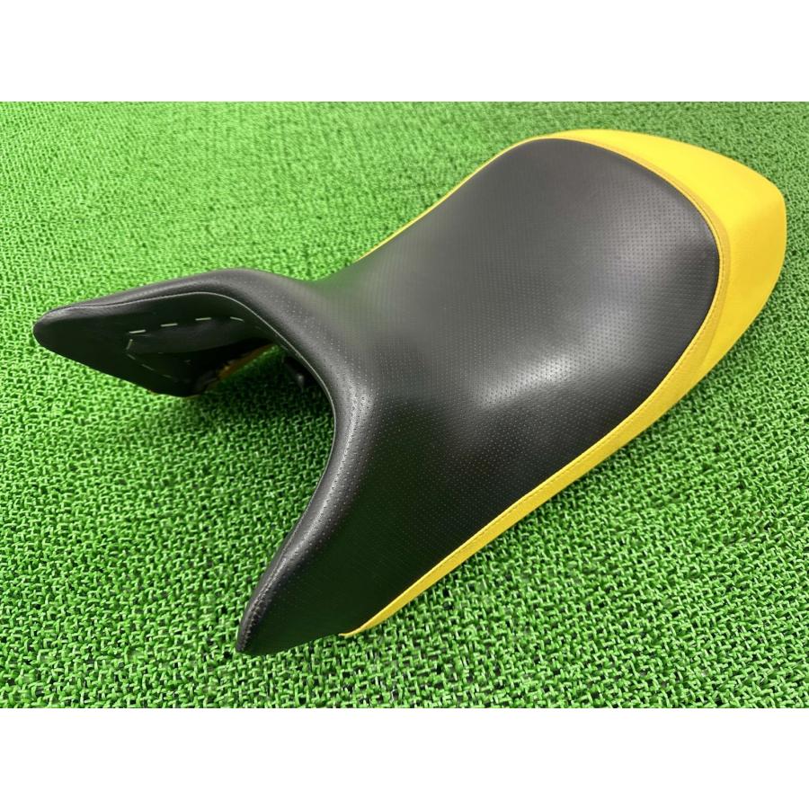 DUCATI（ドゥカティ） モンスター900 シート 595.1.026.1A 純正 中古